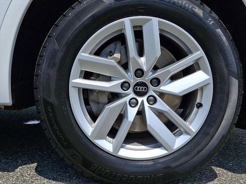 Certified 2023 Audi Q5 2.0T Premium w/ Convenience Package AWD/4WD image 11