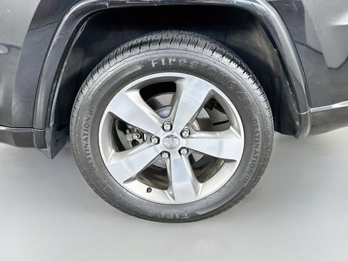 Used 2014 Jeep Grand Cherokee Overland AWD/4WD image 34