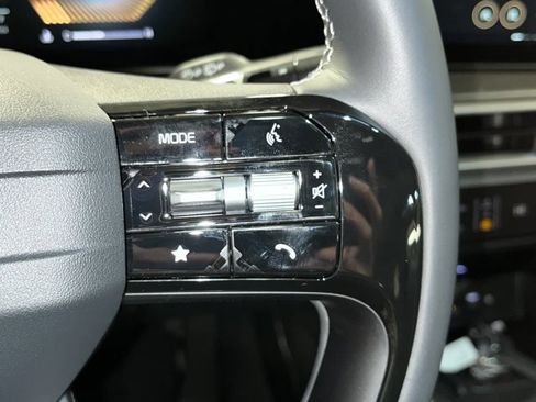 New 2026 Kia Sorento X-Line EX image 23