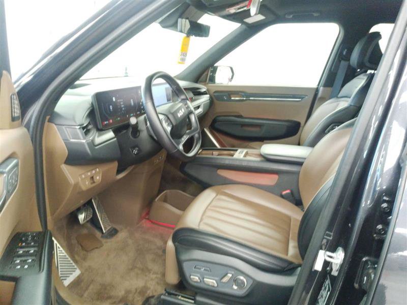 Used 2024 Kia EV9 GT-Line AWD/4WD image 7
