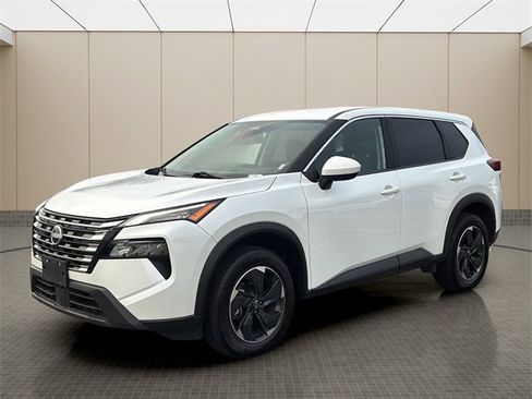 Used 2024 Nissan Rogue SV image 1