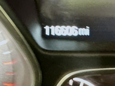 Used 2019 Ford Escape Titanium AWD/4WD image 18
