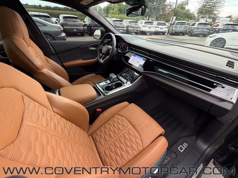 Used 2024 Audi RS Q8 AWD/4WD image 44