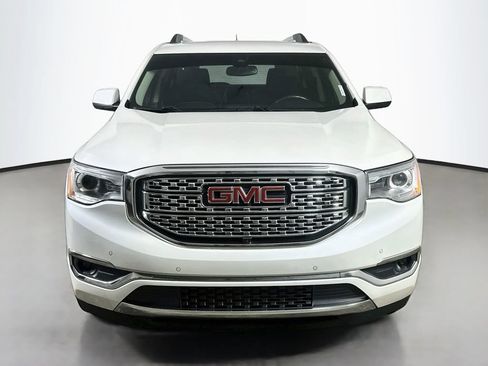 Used 2017 GMC Acadia Denali w/ Technology Package AWD/4WD image 2