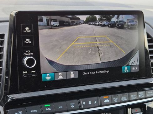 Used 2025 Honda Odyssey Sport-L image 22