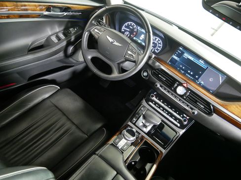 Used 2017 Genesis G90 3.3T Premium AWD/4WD image 9