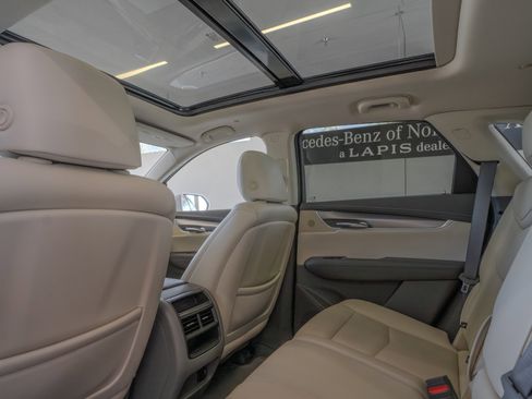 Used 2019 Cadillac XT5 Luxury AWD/4WD image 26