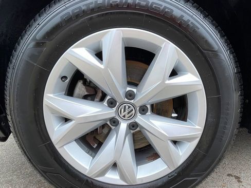 Used 2019 Volkswagen Atlas SE FWD image 14