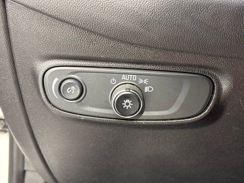 Used 2019 Chevrolet Equinox LT AWD/4WD image 26