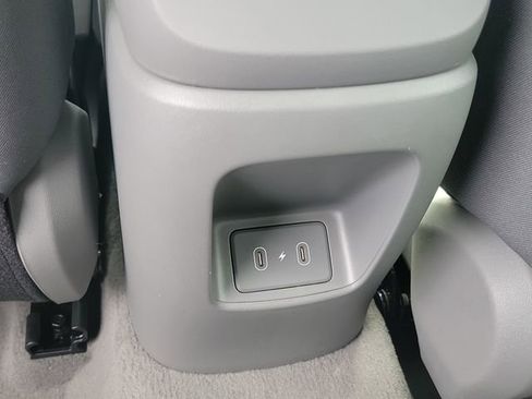 New 2026 Hyundai Elantra Sport FWD image 19