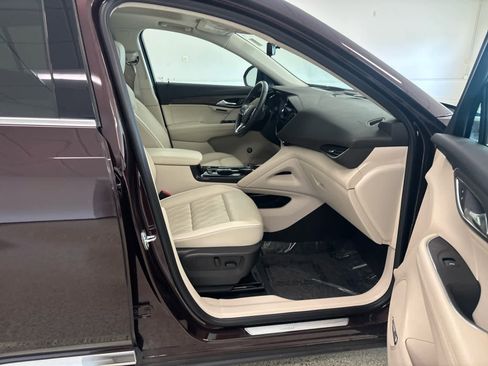 Used 2023 Buick Envision Avenir image 19