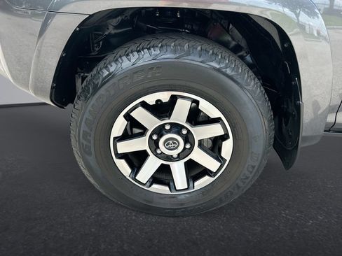 Used 2023 Toyota 4Runner TRD Off-Road Premium w/ Moonroof Package AWD/4WD image 10