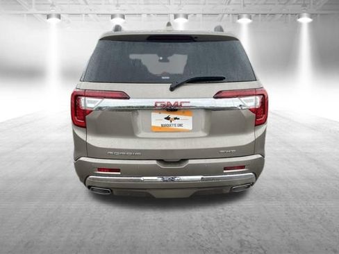 Used 2023 GMC Acadia Denali w/ Denali Ultimate Package AWD/4WD image 9