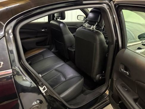 Used 2013 Chrysler 200 Limited FWD image 13