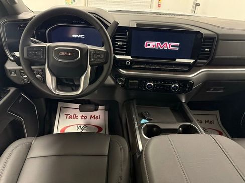 New 2026 GMC Sierra 2500 SLT image 19