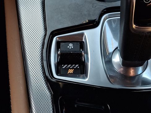 Used 2015 Jaguar F-TYPE Convertible RWD image 25