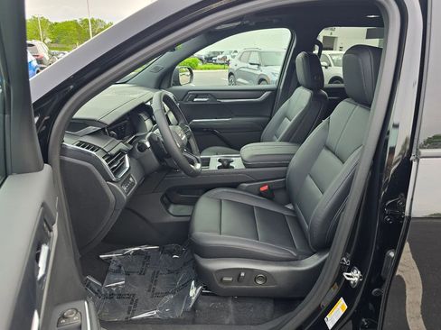New 2026 GMC Acadia Elevation w/ Elevation Premium Package AWD/4WD image 15