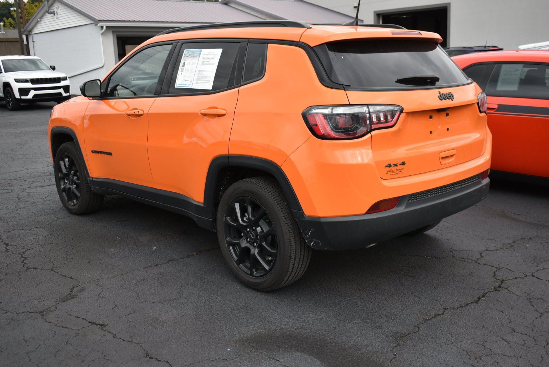 Used 2026 Jeep Compass Latitude AWD/4WD image 15