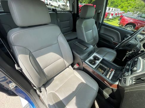 Used 2017 GMC Sierra 1500 SLT w/ SLT Premium Package AWD/4WD image 10