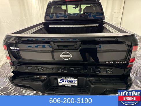 Used 2024 Nissan Frontier SV w/ SV Convenience Package AWD/4WD image 10
