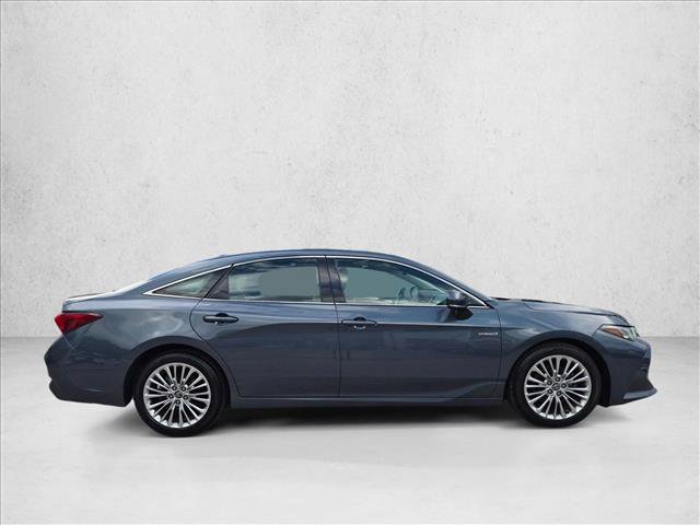 Used 2020 Toyota Avalon Limited w/ Advanced Safety Package FWD image 4