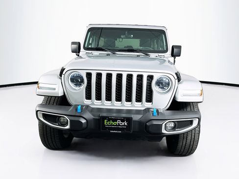 Used 2023 Jeep Wrangler Sahara image 2