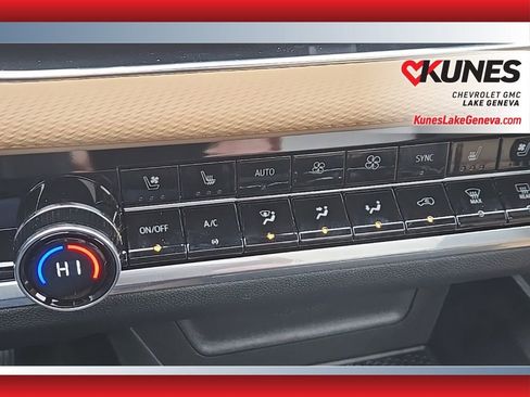 New 2026 Chevrolet Equinox ACTIV w/ Convenience Package III image 24