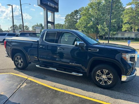 Certified 2022 GMC Sierra 1500 SLE AWD/4WD image 10
