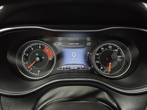 Used 2020 Jeep Cherokee Limited AWD/4WD image 24