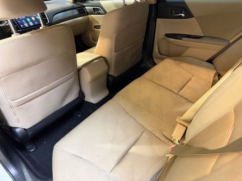 Used 2014 Honda Accord LX image 32