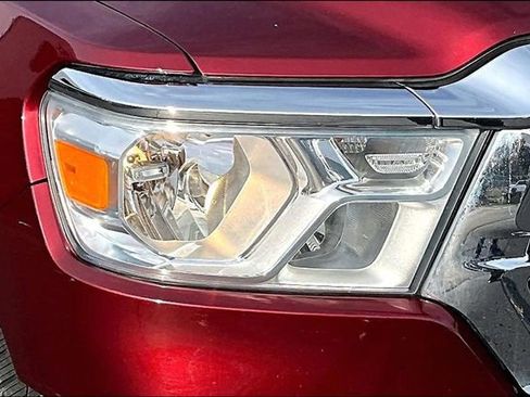 Used 2019 RAM 1500 Big Horn image 30