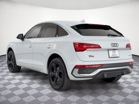 Used 2023 Audi Q5 2.0T Premium Plus w/ Premium Plus Package AWD/4WD image 3
