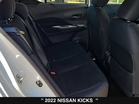 Used 2022 Nissan Kicks SV FWD image 27