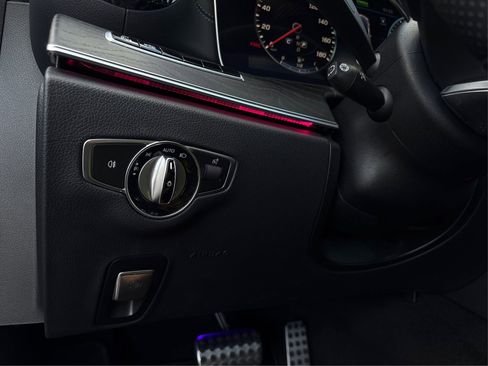 Used 2019 Mercedes-Benz E 53 AMG 4MATIC Sedan image 20