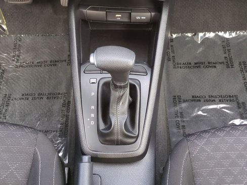 Used 2022 Kia Rio LX image 18