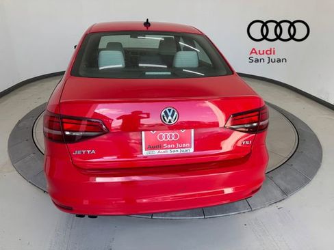 Used 2016 Volkswagen Jetta Sport FWD image 32