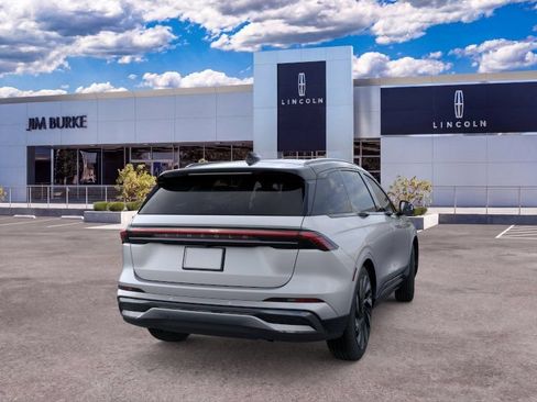 New 2026 Lincoln Nautilus Reserve w/ Jet Appearance Package AWD/4WD image 8