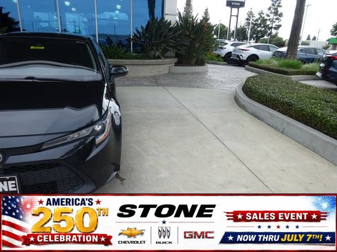 Used 2022 Toyota Corolla LE FWD image 31