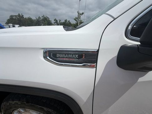 Used 2021 GMC Sierra 1500 SLT w/ SLT Premium Package AWD/4WD image 9