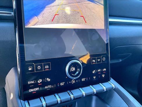 Used 2026 GMC Terrain Elevation w/ Elevation Premium Package image 57