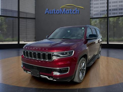 Used 2023 Jeep Wagoneer L Series II w/ Convenience Group I image 4