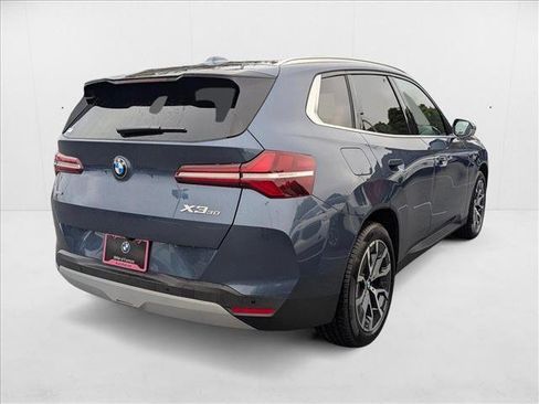 Used 2025 BMW X3 xDrive30i w/ Premium Package image 2