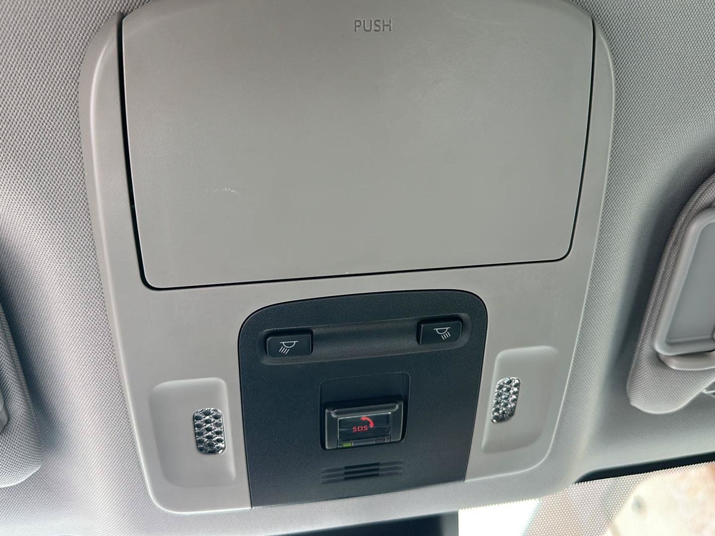 Used 2022 Toyota Camry SE FWD image 24