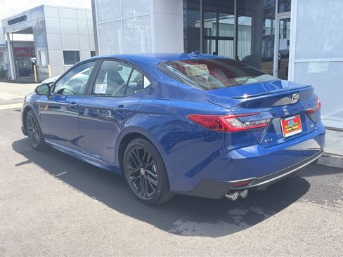 New 2026 Toyota Camry SE w/ Convenience Package FWD image 10