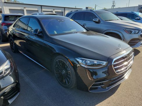 Used 2023 Mercedes-Benz S 500 4MATIC image 2