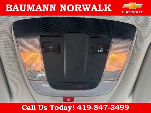 Used 2025 Kia Sportage EX FWD image 26