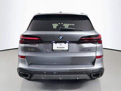 New 2026 BMW X5 xDrive40i w/ M Sport Package AWD/4WD image 6