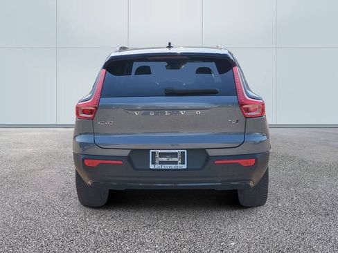 Used 2021 Volvo XC40 T5 R-Design AWD/4WD image 5