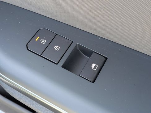 Used 2025 Kia K4 FWD image 33