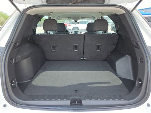 Certified 2021 Chevrolet Equinox LS FWD image 23